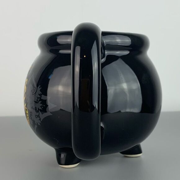 Harry Potter Warner Bros Hogwarts Black Cauldron Coffee 20oz Ceramic Mug - Picture 2 of 6